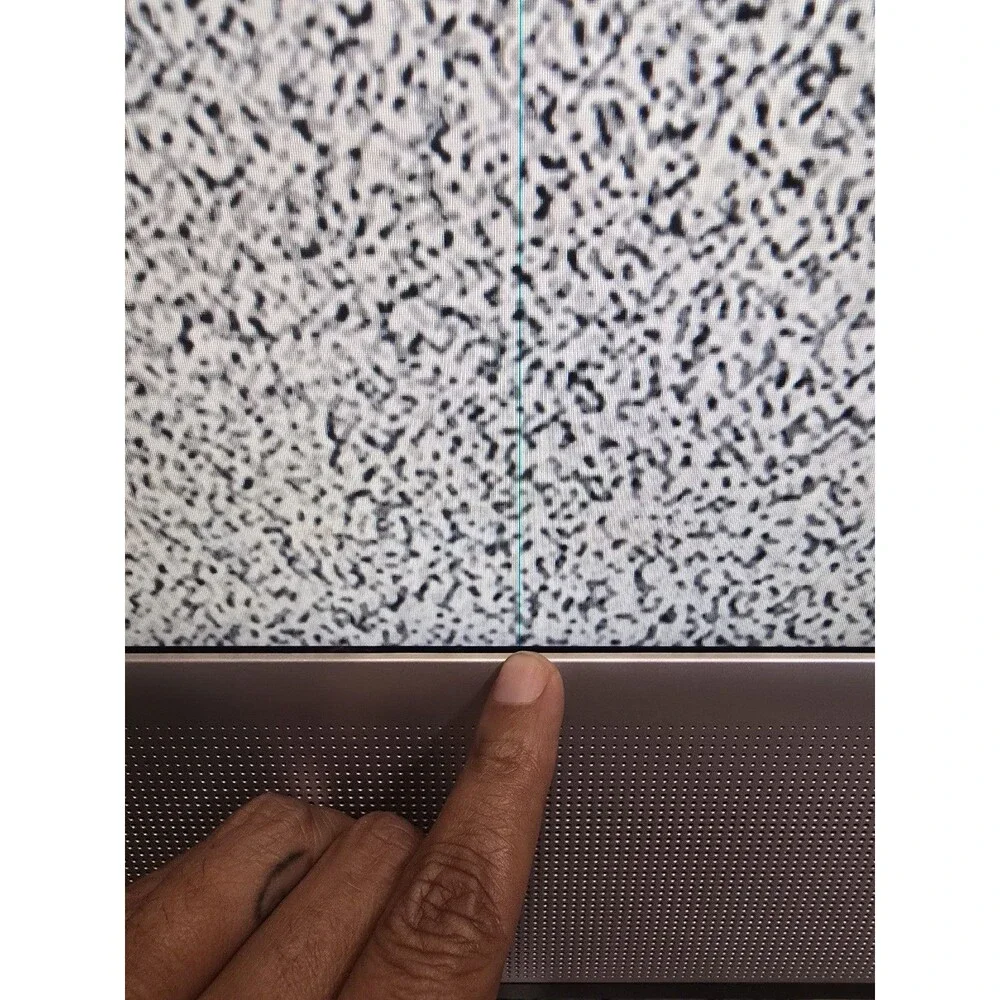 Sony Wega KLV23M1 23Inch M Series LCD Wega Flat Panel Television RARE G3D